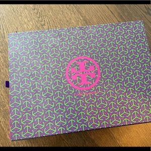 Tory Burch gift box - in perfect condition